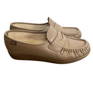 SAS Penny Loafers Tan Leather Moc Toe Tripad Comfort Preppy Women's Size 8